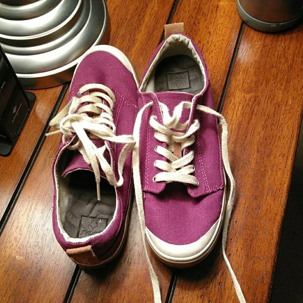 Sneakers - Picture 2 of 2
